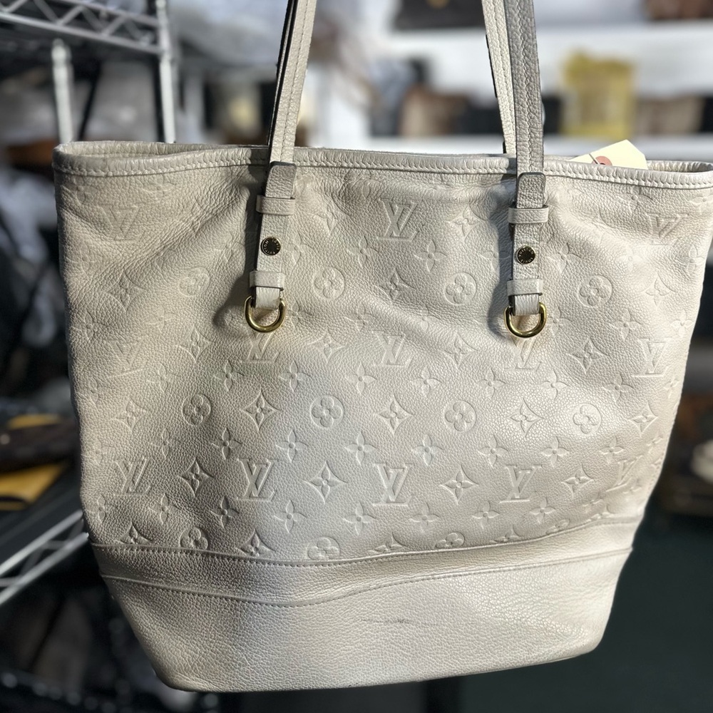 lv bag